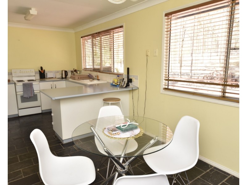 74 Koreelah Street, Upper Lockyer QLD 4352
