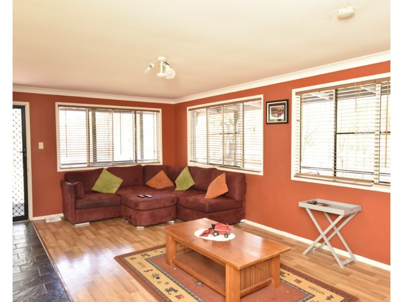 74 Koreelah Street, Upper Lockyer QLD 4352