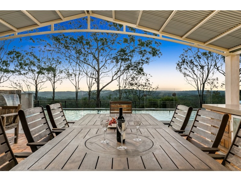 1022 Preston Boundary Road, Preston QLD 4352