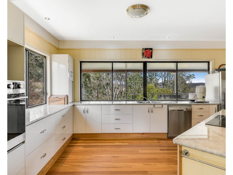 140 Carroll Road, Hodgson Vale QLD 4352