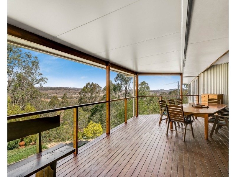 140 Carroll Road, Hodgson Vale QLD 4352