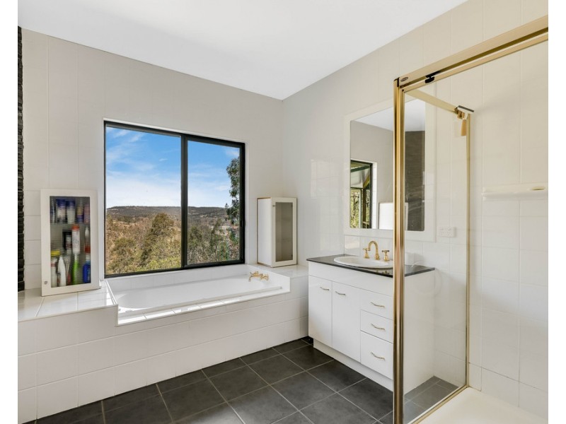 140 Carroll Road, Hodgson Vale QLD 4352