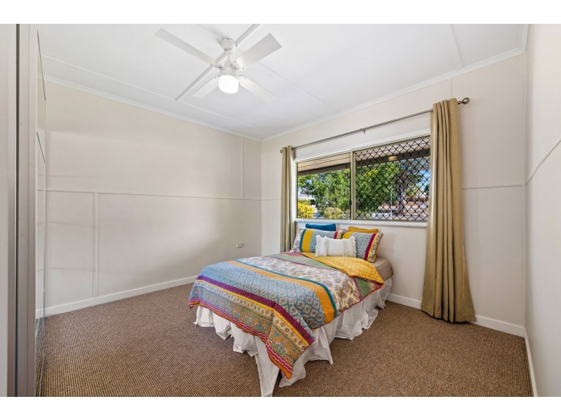 125 Stephen Street, Harristown QLD 4350