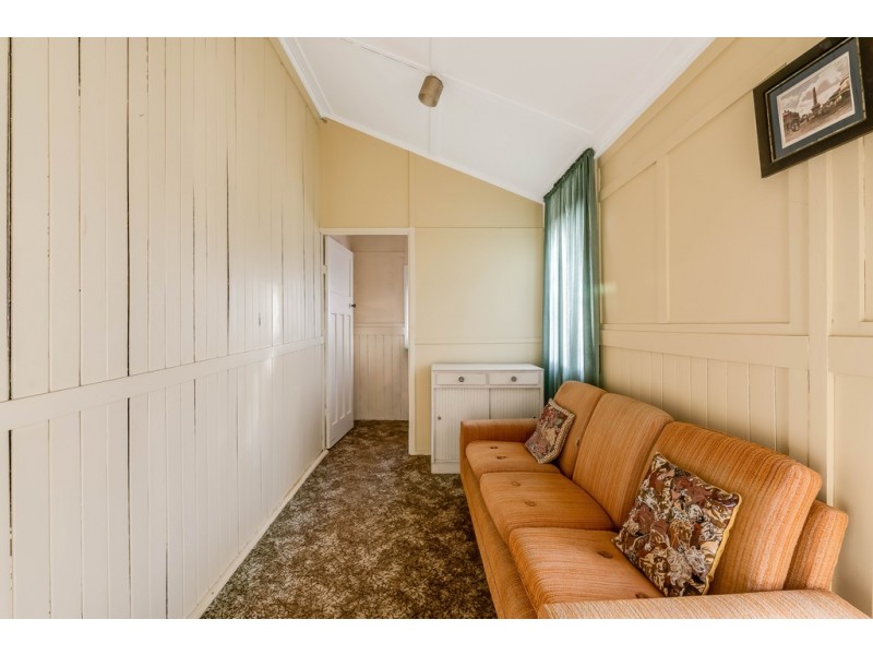 787 Ruthven Street, South Toowoomba QLD 4350