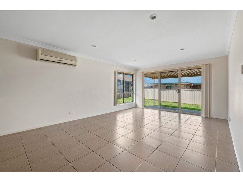678 Greenwattle Street, Harristown QLD 4350