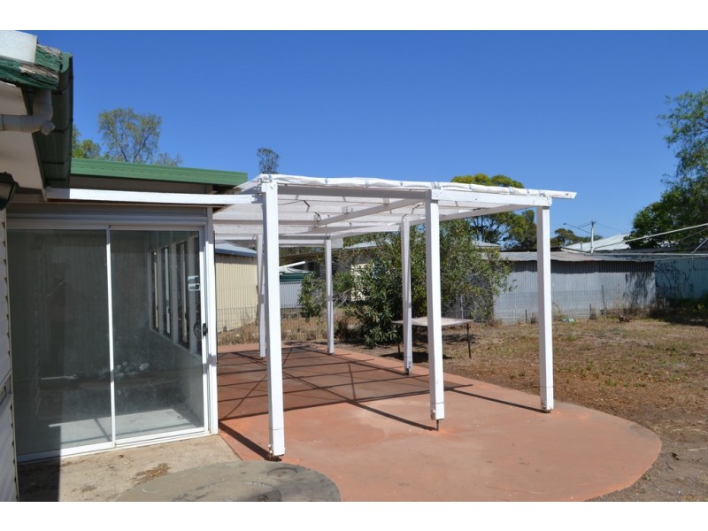 23 Daly Street, Quinalow QLD 4403