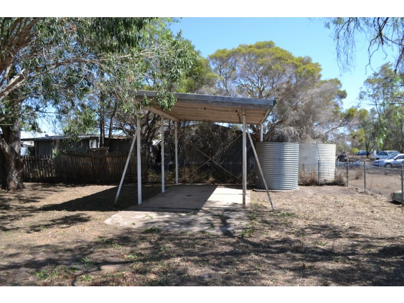 23 Daly Street, Quinalow QLD 4403