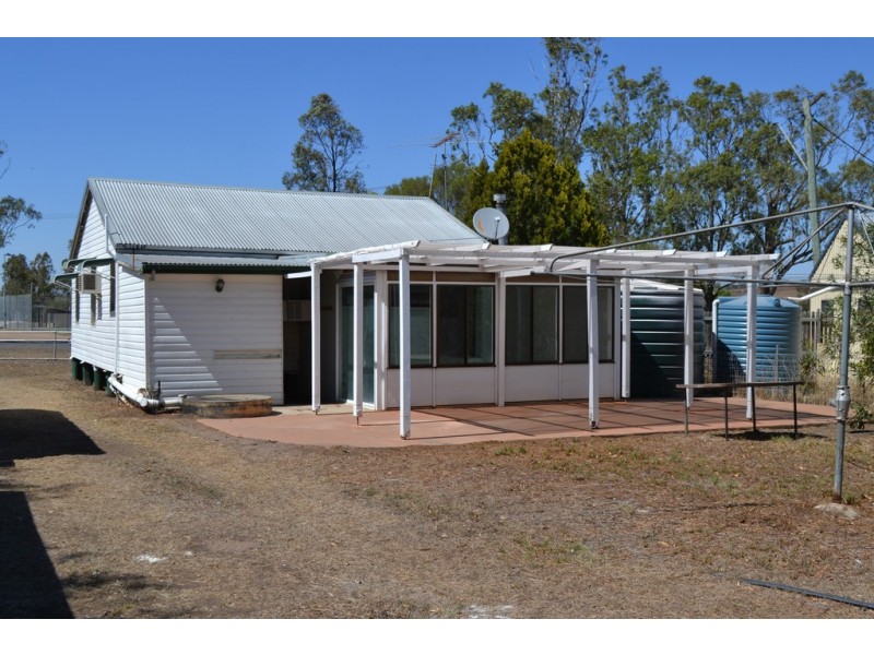 23 Daly Street, Quinalow QLD 4403