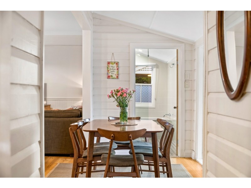 10 Roseberry Street, North Toowoomba QLD 4350