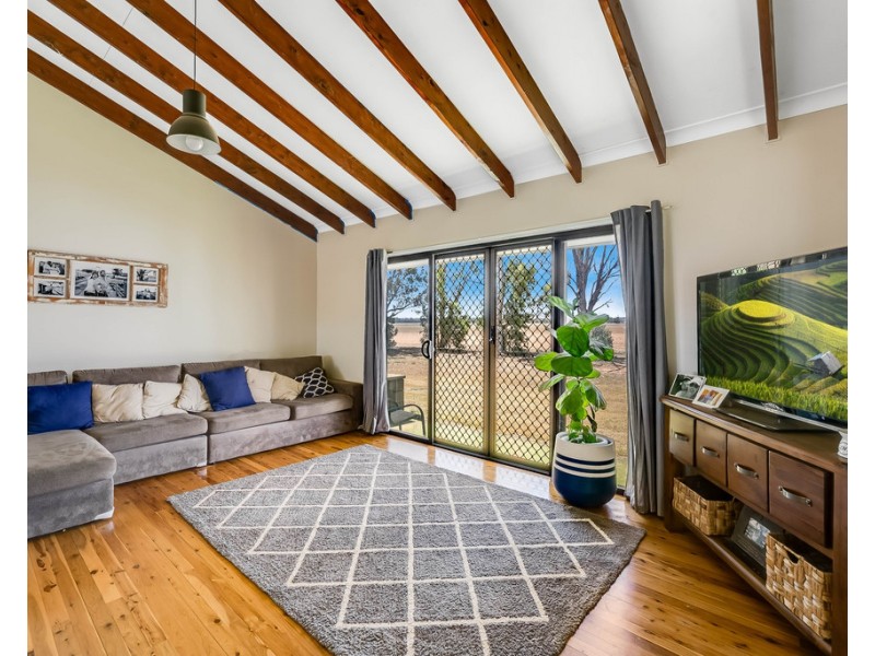 243 Bacons Road, Kelvinhaugh QLD 4401