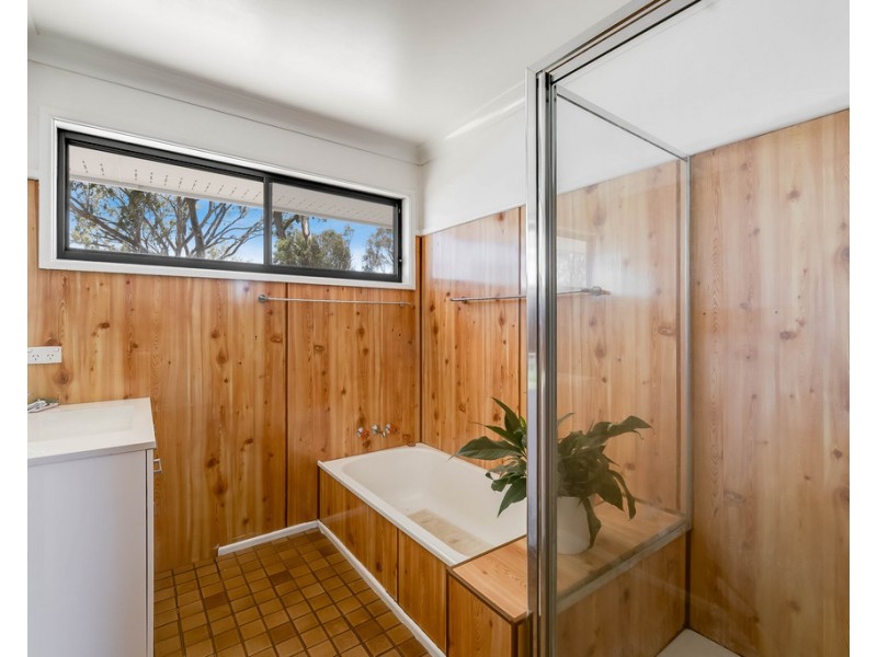 243 Bacons Road, Kelvinhaugh QLD 4401