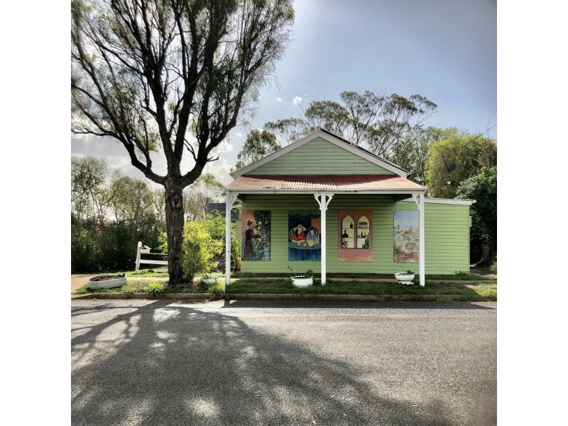 26 Tooth Street, Nobby QLD 4360