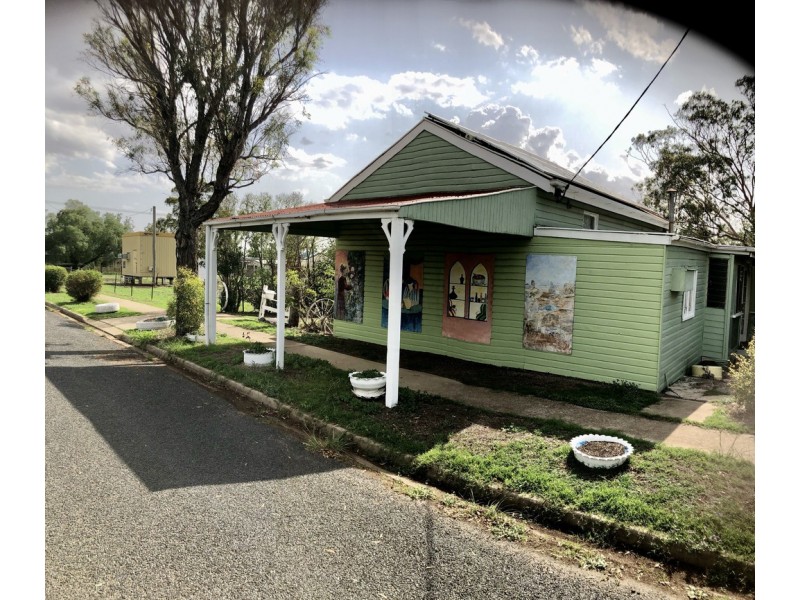 26 Tooth Street, Nobby QLD 4360