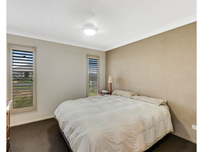 4 Macrossan Street, Cranley QLD 4350
