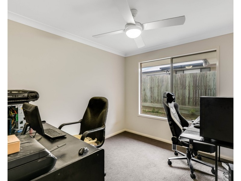 4 Macrossan Street, Cranley QLD 4350