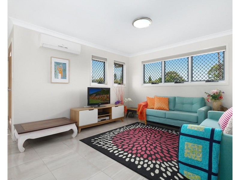 2/85 North Street, Harlaxton QLD 4350