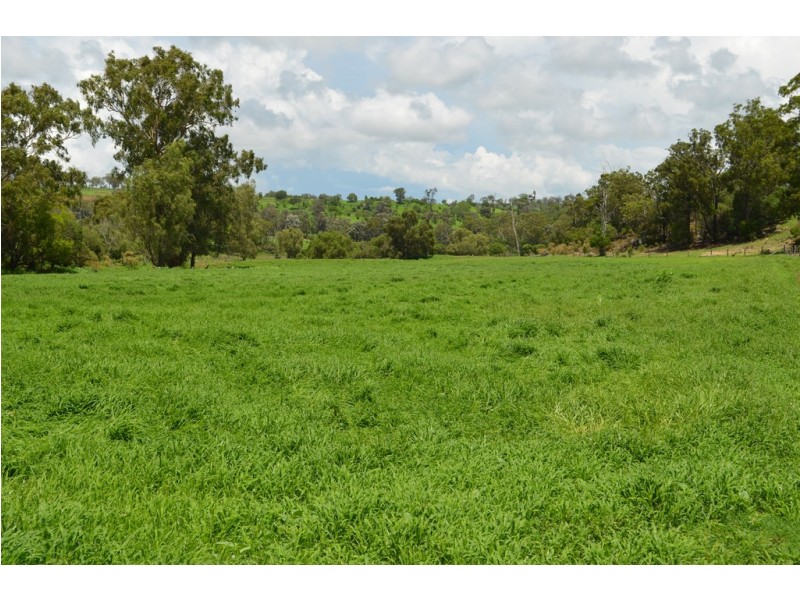 3792 Oakey-Cooyar Road, Evergreen QLD 4352
