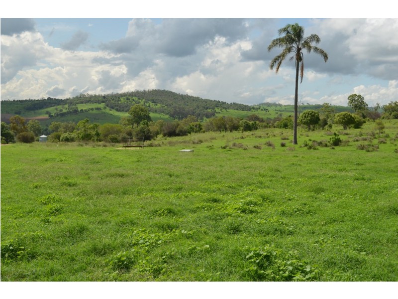 3792 Oakey-Cooyar Road, Evergreen QLD 4352