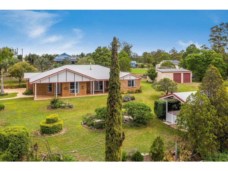 11 Tower Park Court, Crows Nest QLD 4355