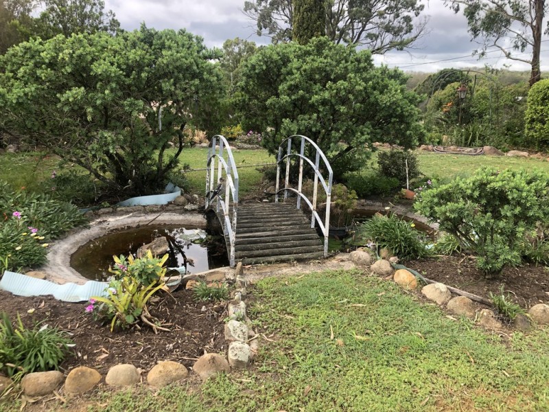 11 Tower Park Court, Crows Nest QLD 4355