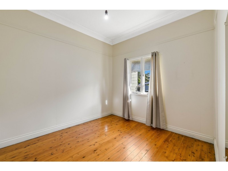 11 Haig Street, South Toowoomba QLD 4350