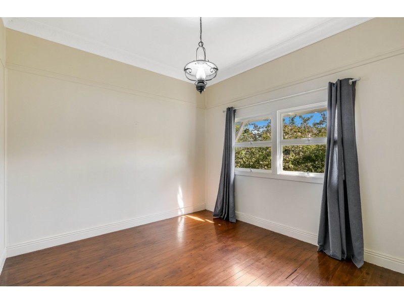 11 Haig Street, South Toowoomba QLD 4350