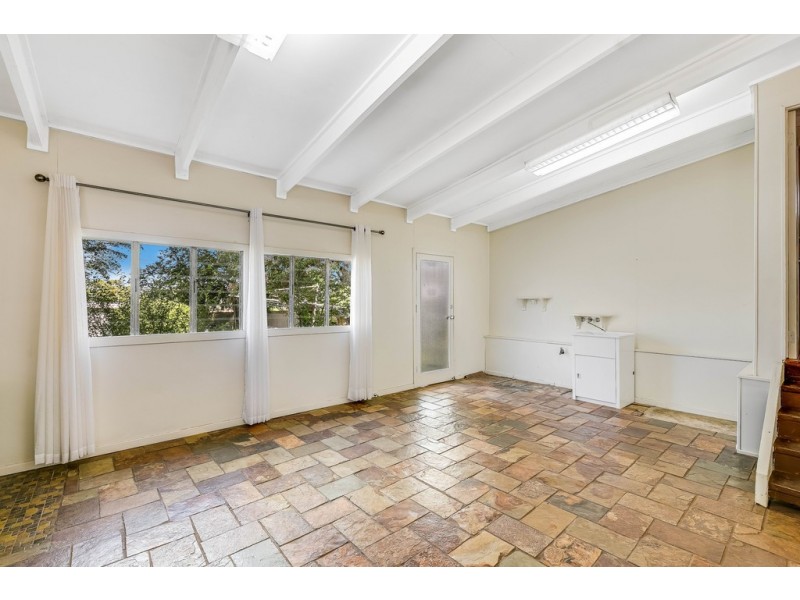 11 Haig Street, South Toowoomba QLD 4350