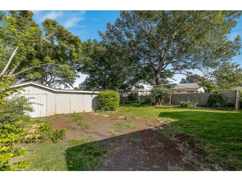 11 Haig Street, South Toowoomba QLD 4350