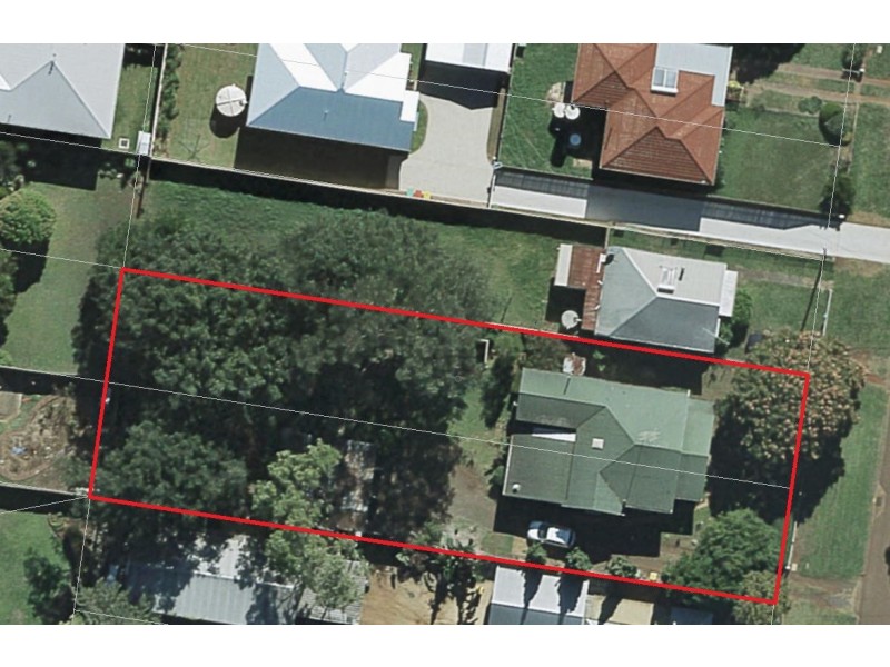 11 Haig Street, South Toowoomba QLD 4350