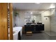 160 Kearney Street, Kearneys Spring QLD 4350