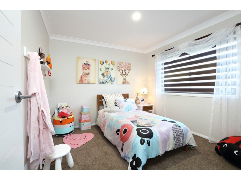 160 Kearney Street, Kearneys Spring QLD 4350