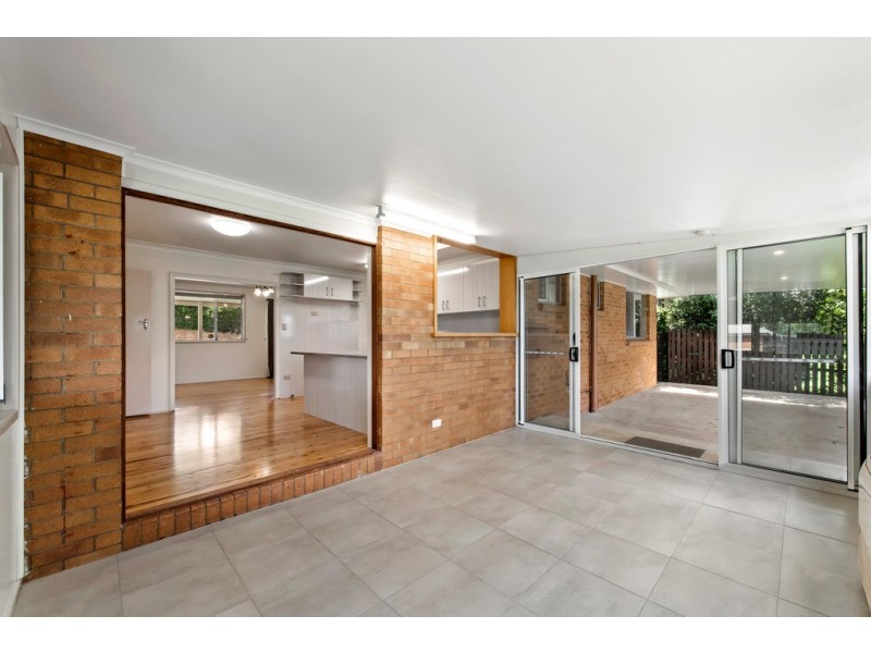 4A Bingara Street, Mount Lofty QLD 4350