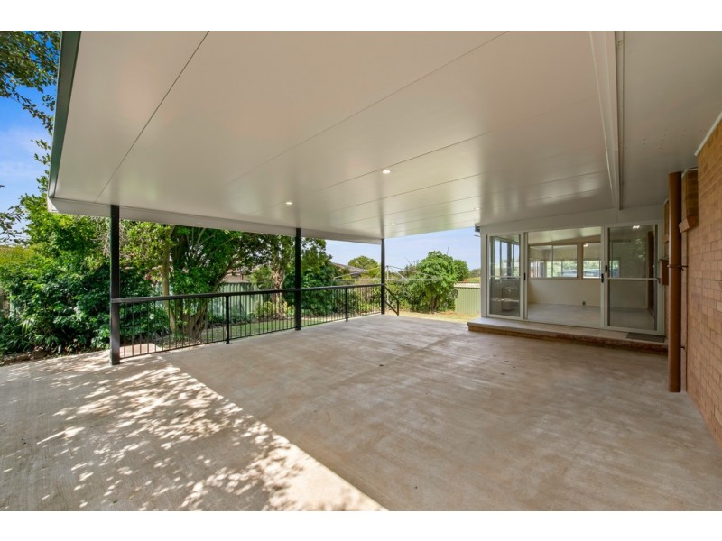 4A Bingara Street, Mount Lofty QLD 4350