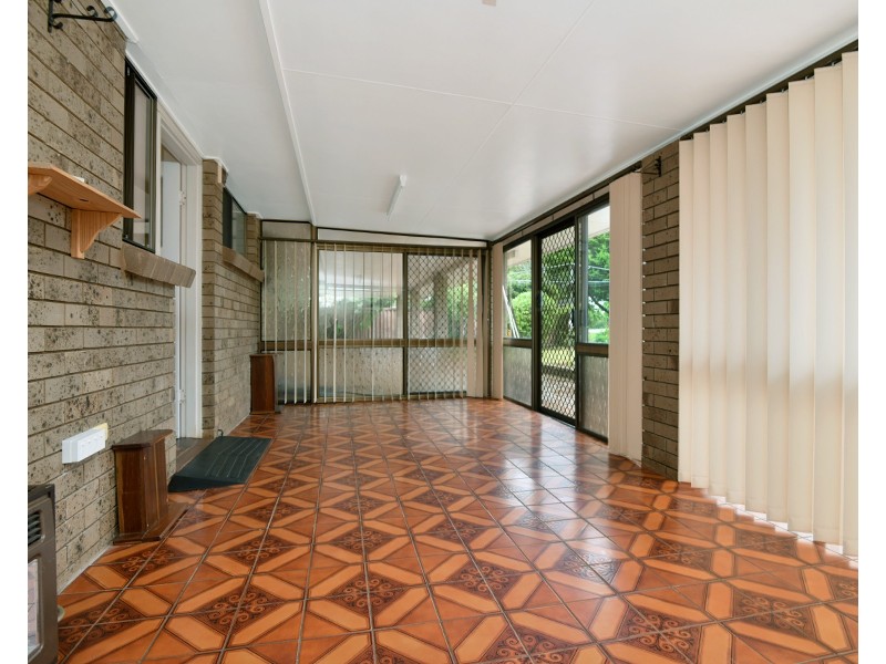 13 Hampton Street, Newtown QLD 4350