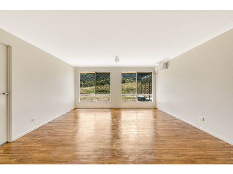 406 Topps Road, Flagstone Creek QLD 4344