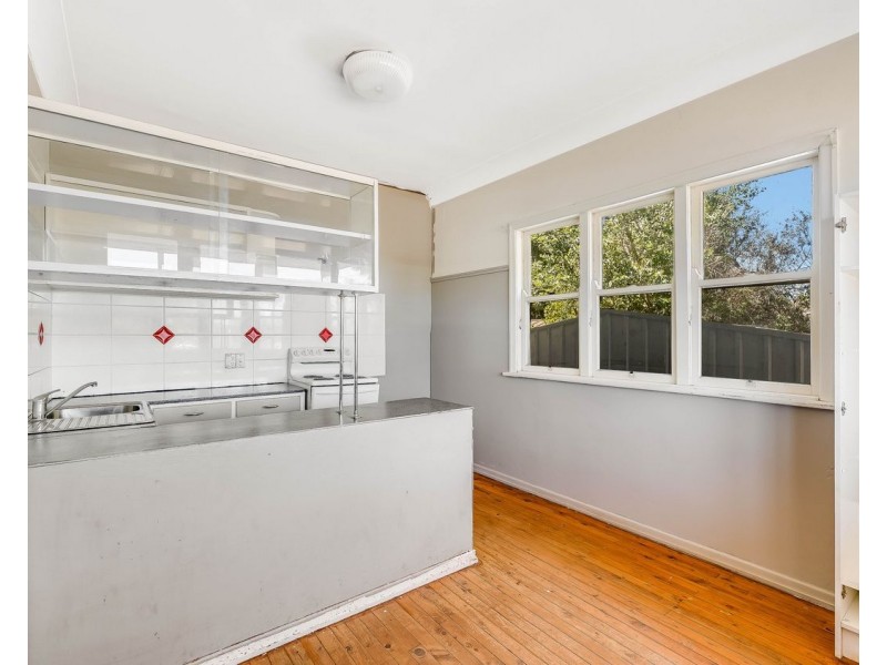 1 Drayton Road, Harristown QLD 4350