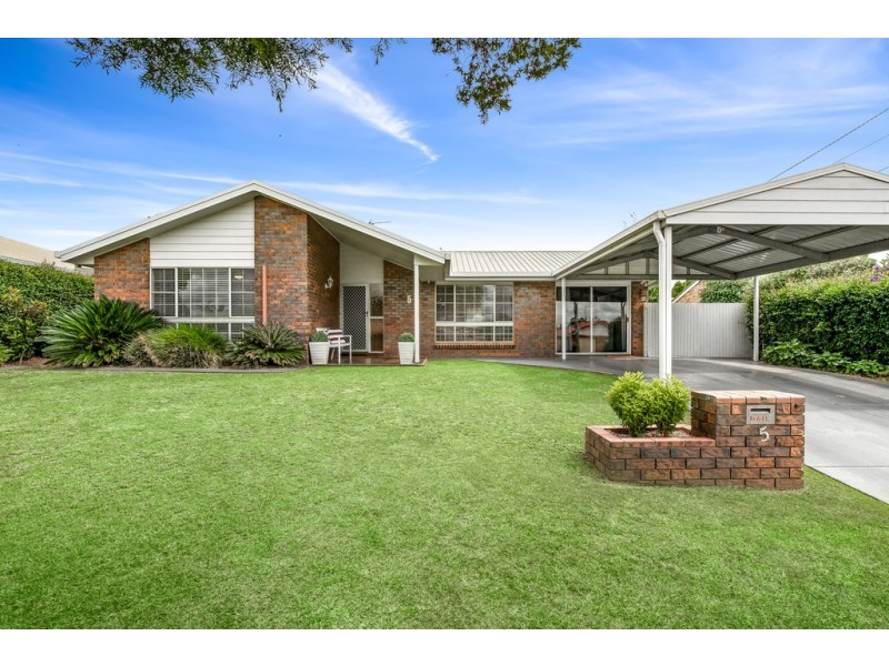 5 Smythe Street, Kearneys Spring QLD 4350