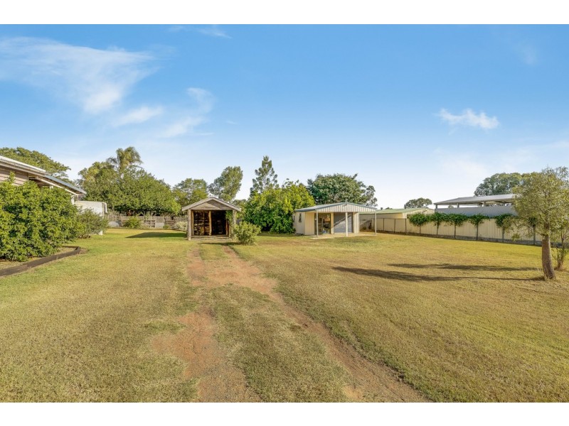 2 Hartwig Street, Goombungee QLD 4354