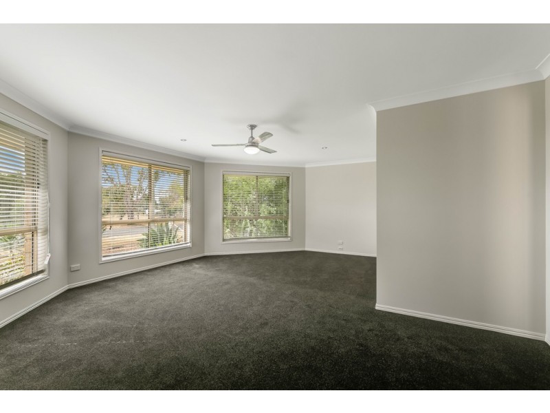 26 Station Street, Wyreema QLD 4352