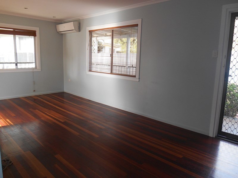 13 McIntyre Street, Centenary Heights QLD 4350