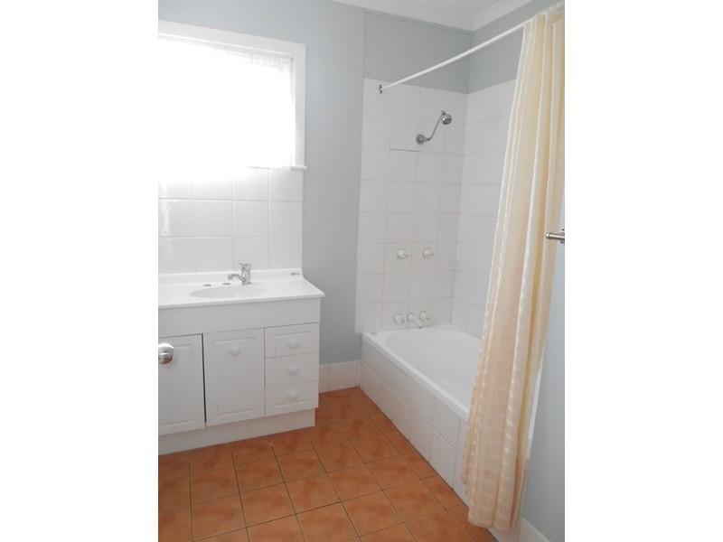 13 McIntyre Street, Centenary Heights QLD 4350