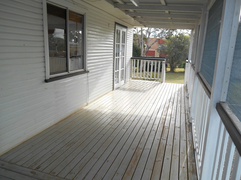 13 McIntyre Street, Centenary Heights QLD 4350