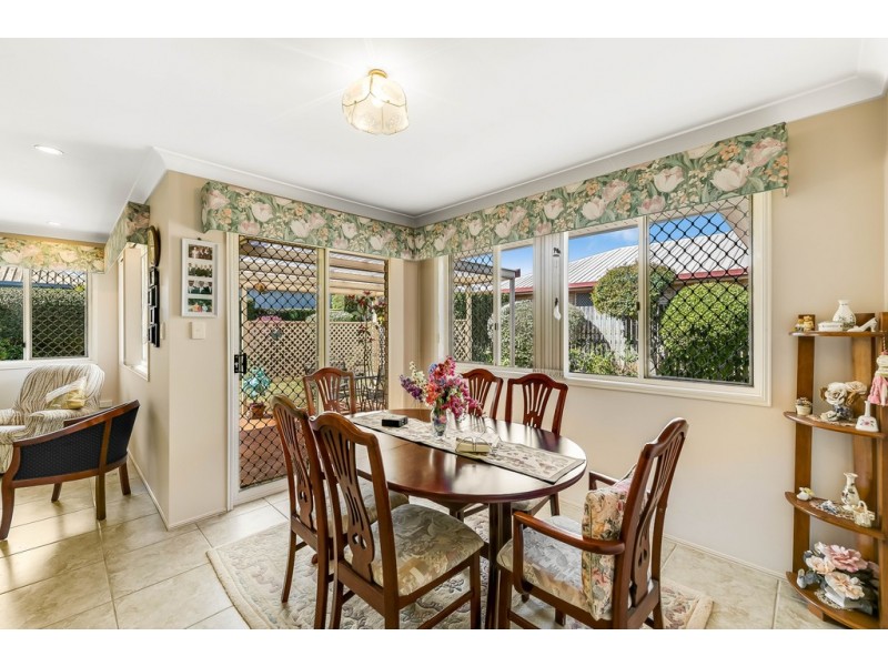 19 Oaklands Court, Glenvale QLD 4350