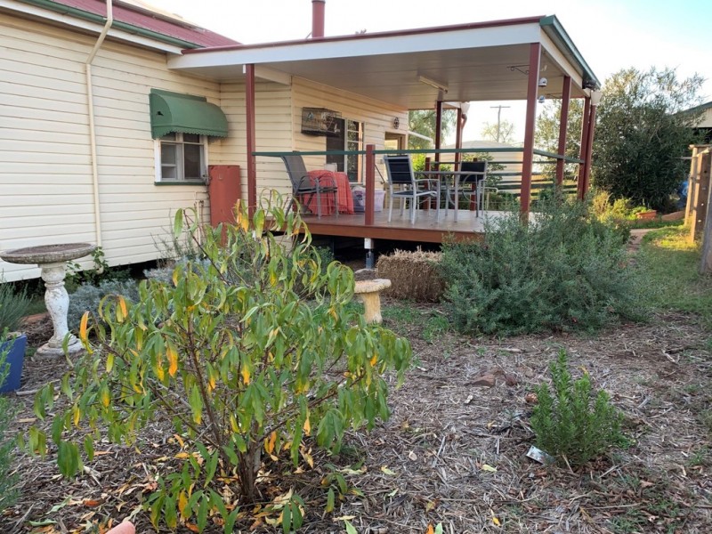 119 Hartwigs Rd, Goombungee QLD 4354