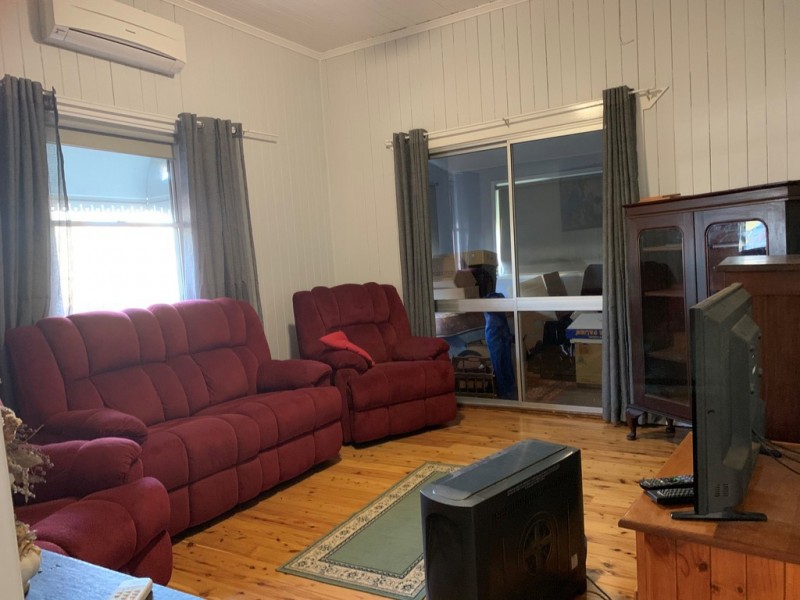 119 Hartwigs Rd, Goombungee QLD 4354