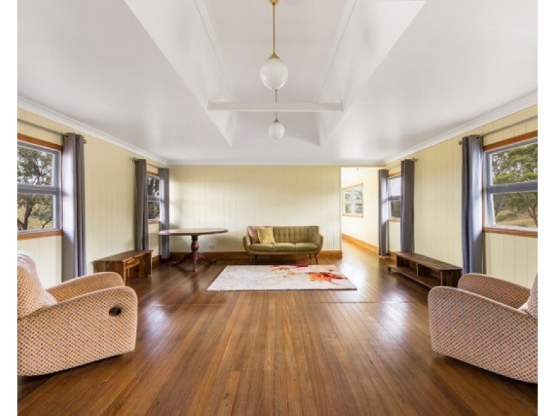 18 Silver Pinch Road, Silver Ridge QLD 4352