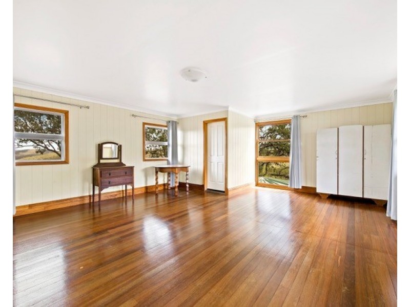 18 Silver Pinch Road, Silver Ridge QLD 4352