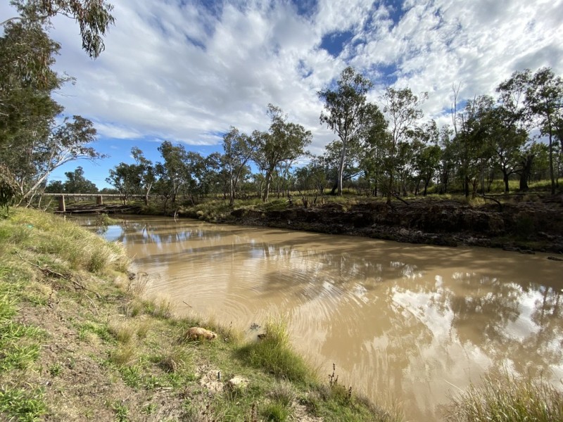27 Foster Street, Condamine QLD 4416