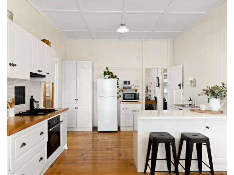 85 Stephen Street, Harristown QLD 4350