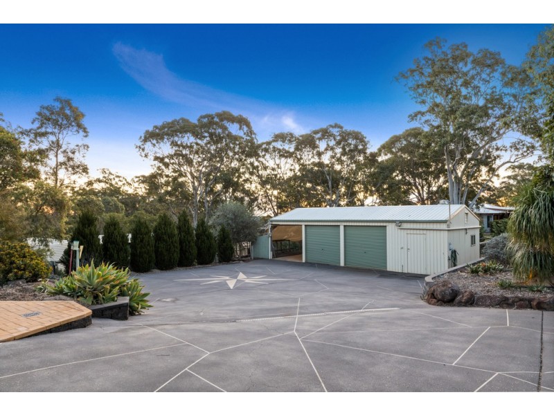 1 Kimdon Crescent, Highfields QLD 4352